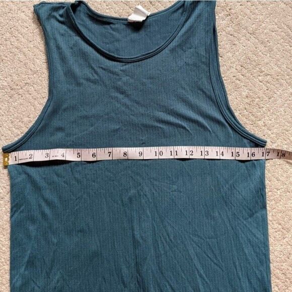 Zyia Active Moss Parallel Ribbed Fitted Tank Top Activewear Workout Size XL - Picture 4 of 8
